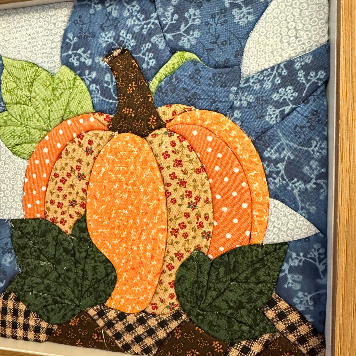 Pumpkin No-Sew Fabric Art DIY Kit